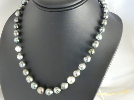 Collier de perle de culture de Tahiti " Ia orana"