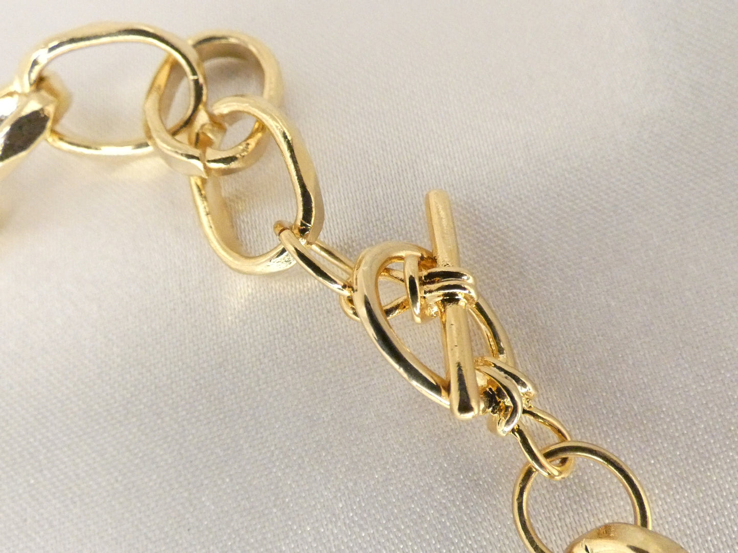 Chunky chain gold plated necklace