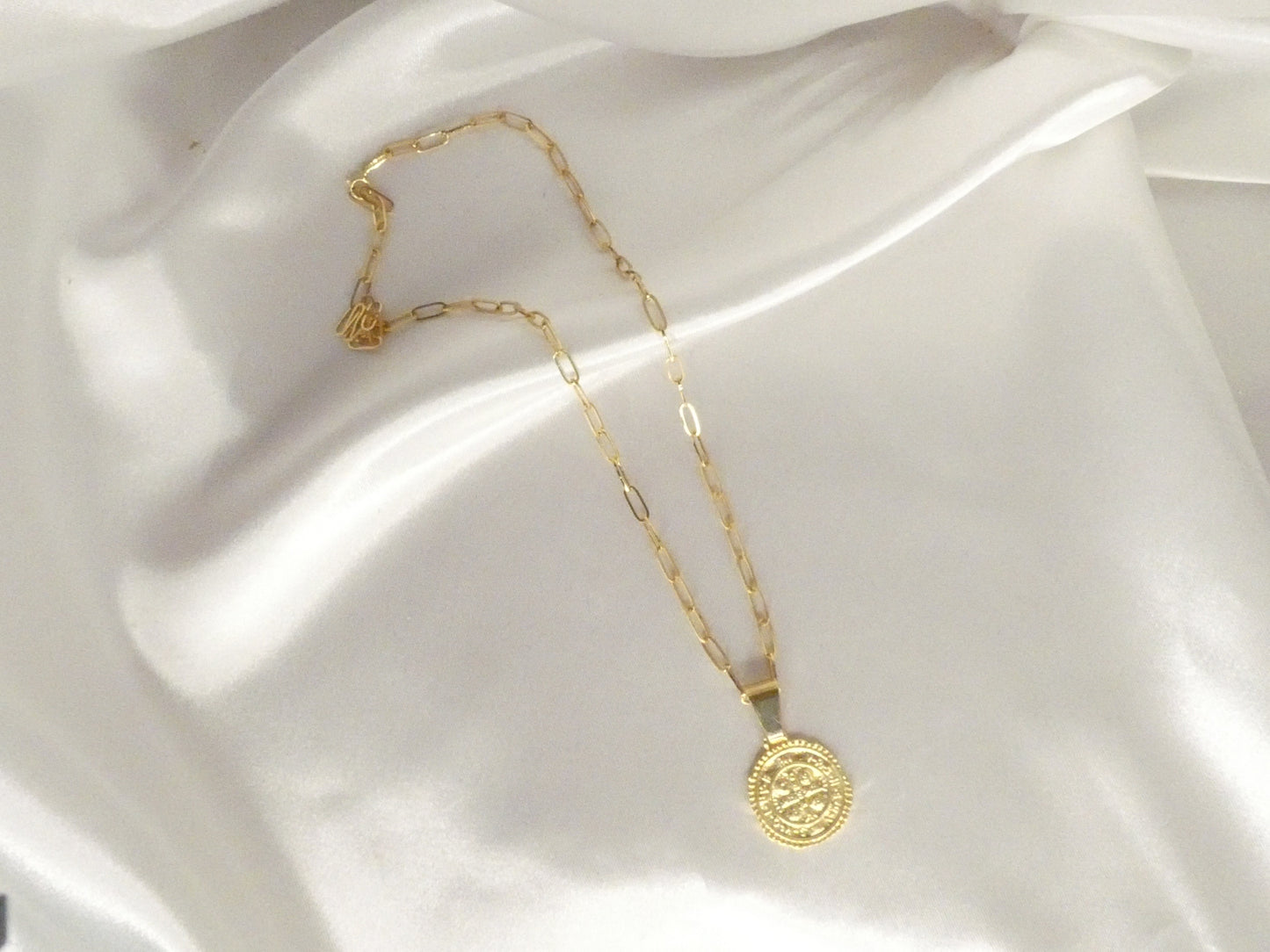 Collier plaqué or pièce antique