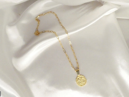 Collier plaqué or pièce antique