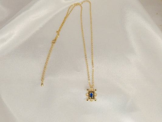 Collier Alice