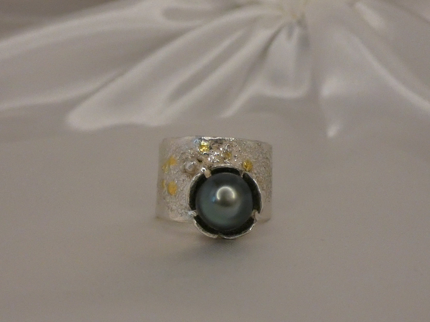 Bague Apahiti