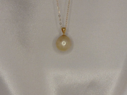 Collier Kira