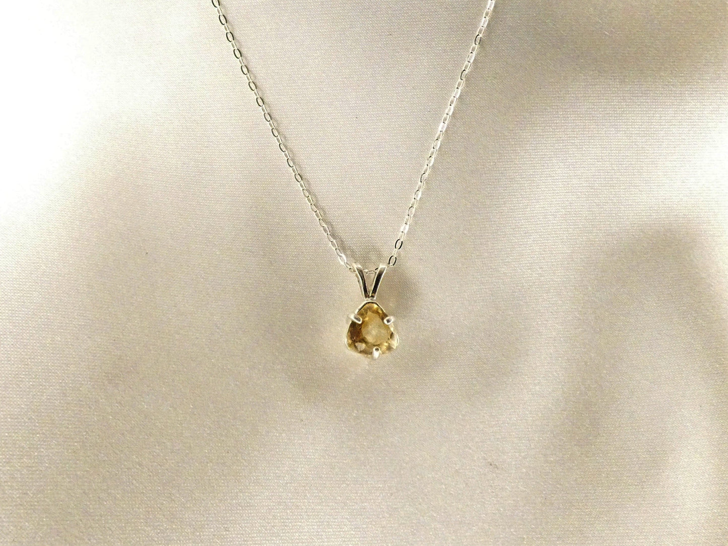 Collier trillion