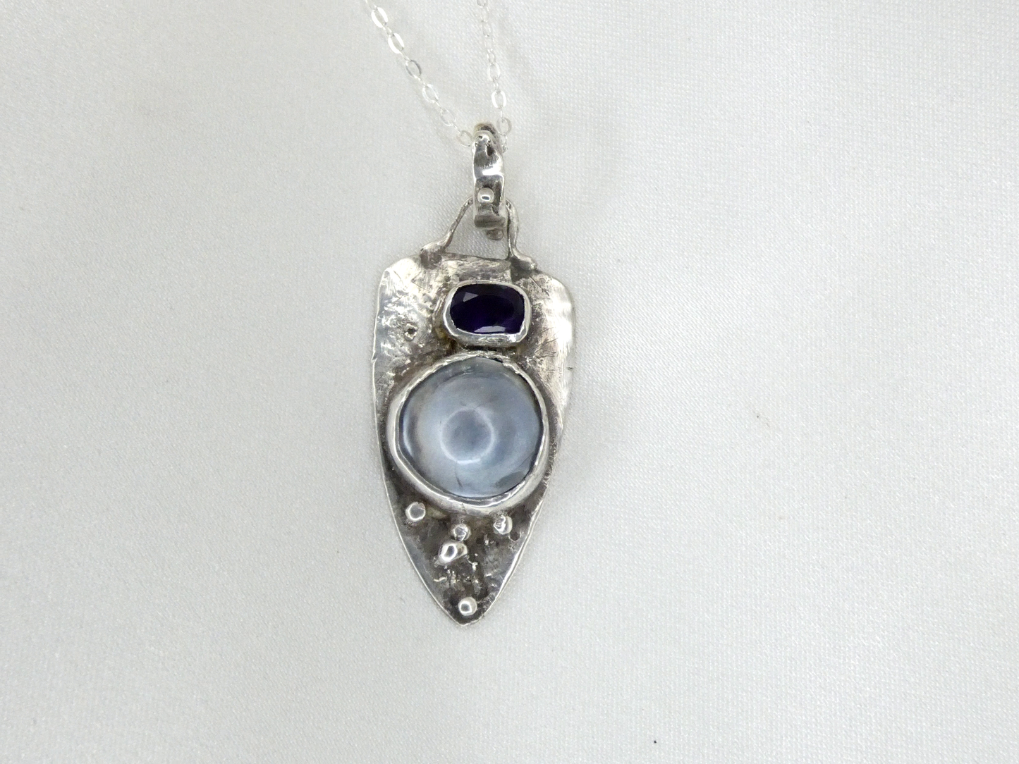 Collier Mabé
