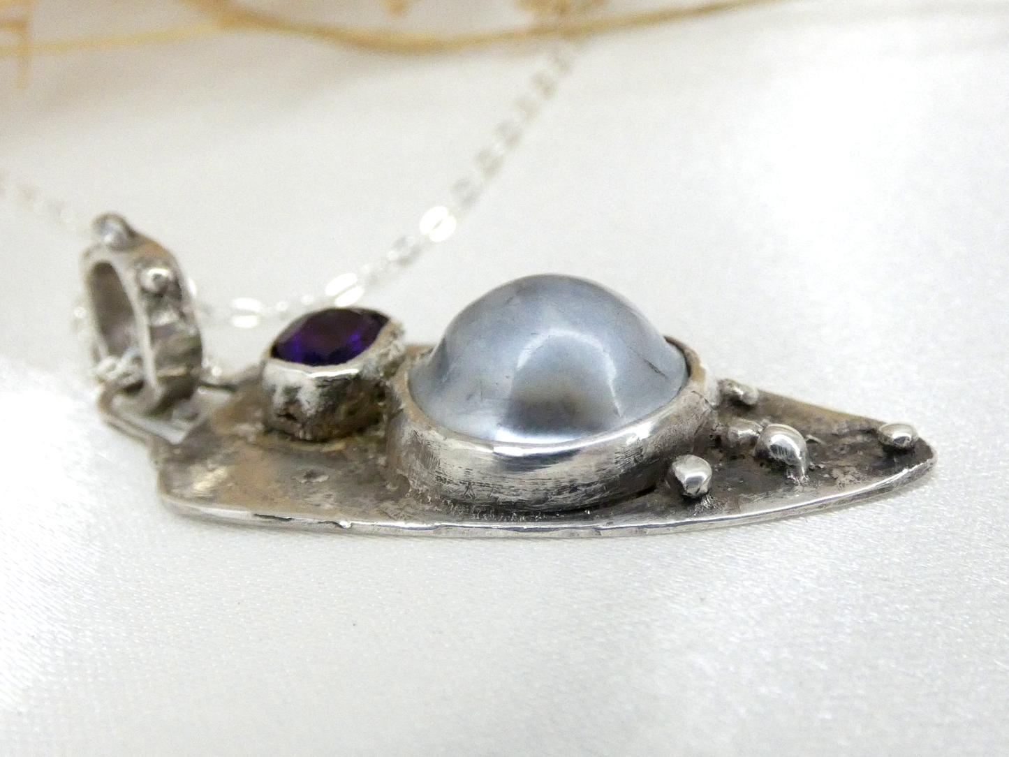 Collier Mabé
